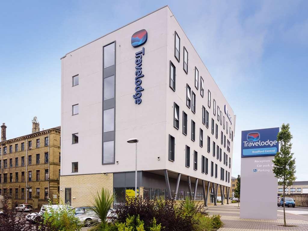 Travelodge Bradford Central Exterior photo