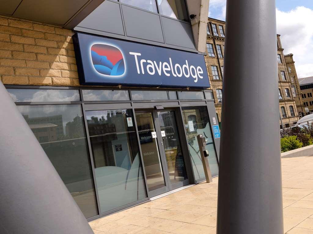 Travelodge Bradford Central Exterior photo