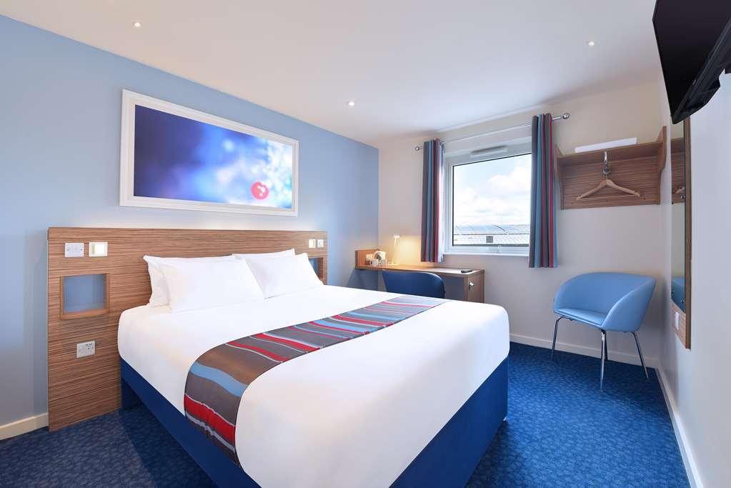Travelodge Bradford Central Room photo