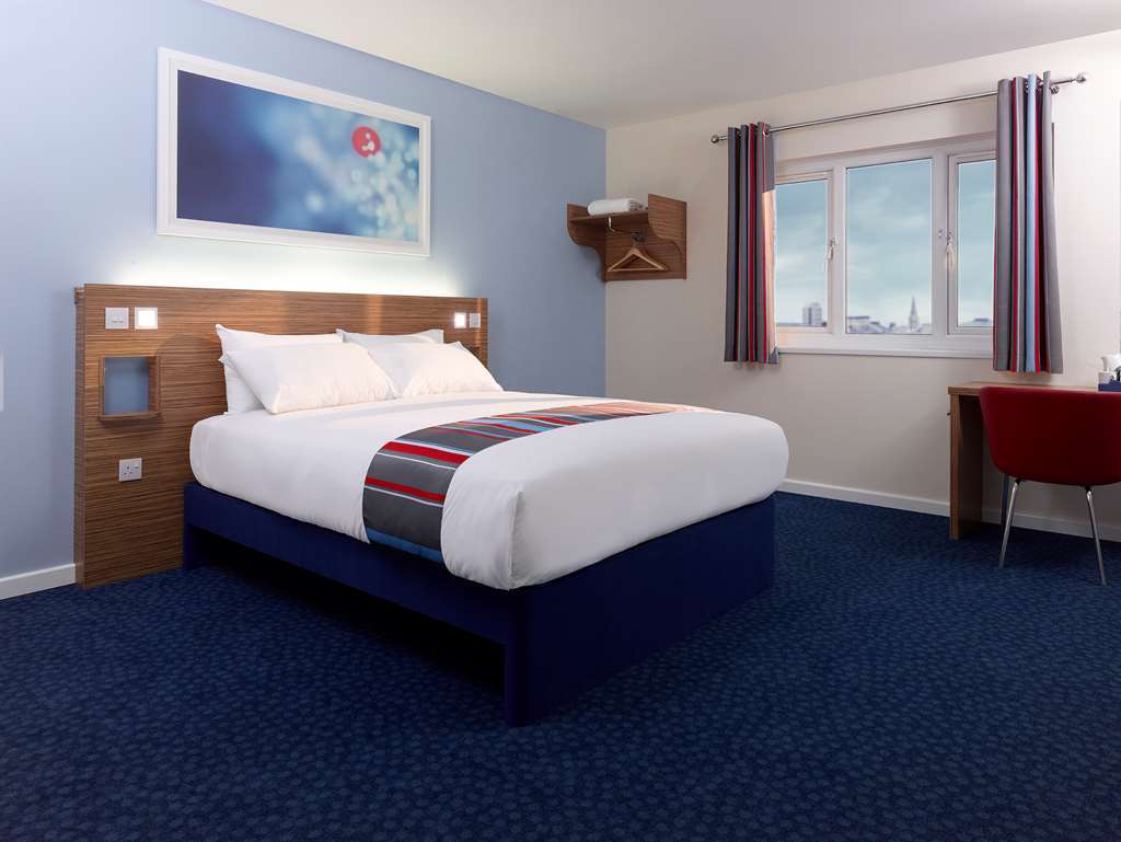 Travelodge Bradford Central Room photo